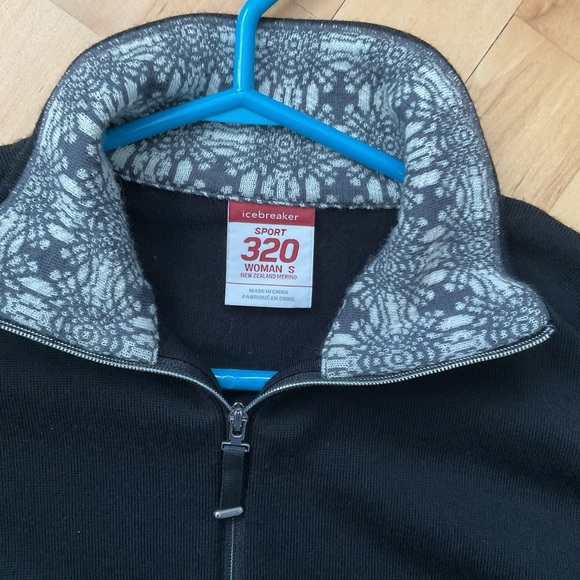 Icebreaker quarter zip sweater - Picture 2 of 2